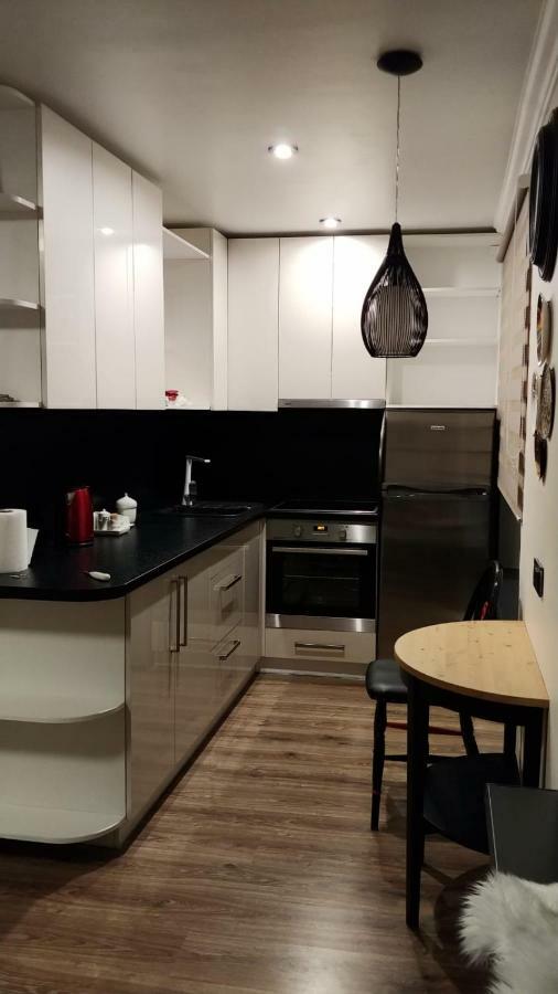 Elen White Apartment Rēzekne Exteriör bild