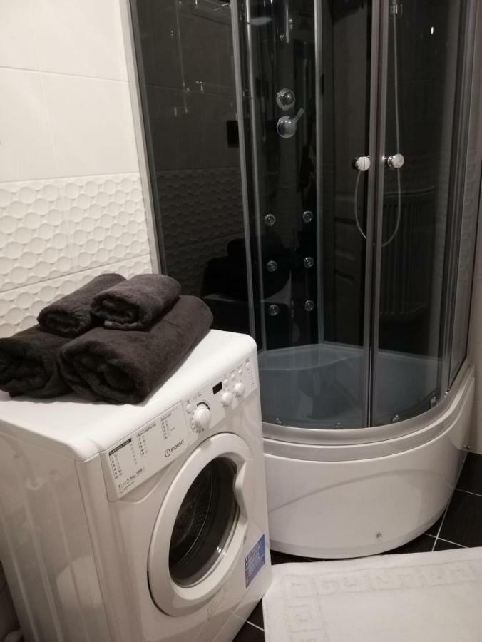 Elen White Apartment Rēzekne Exteriör bild